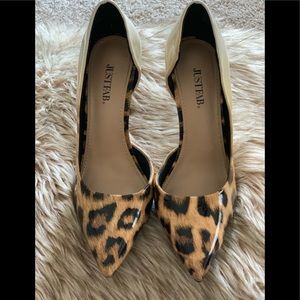 JustFab Cheetah Print Pointed-Toed Heels